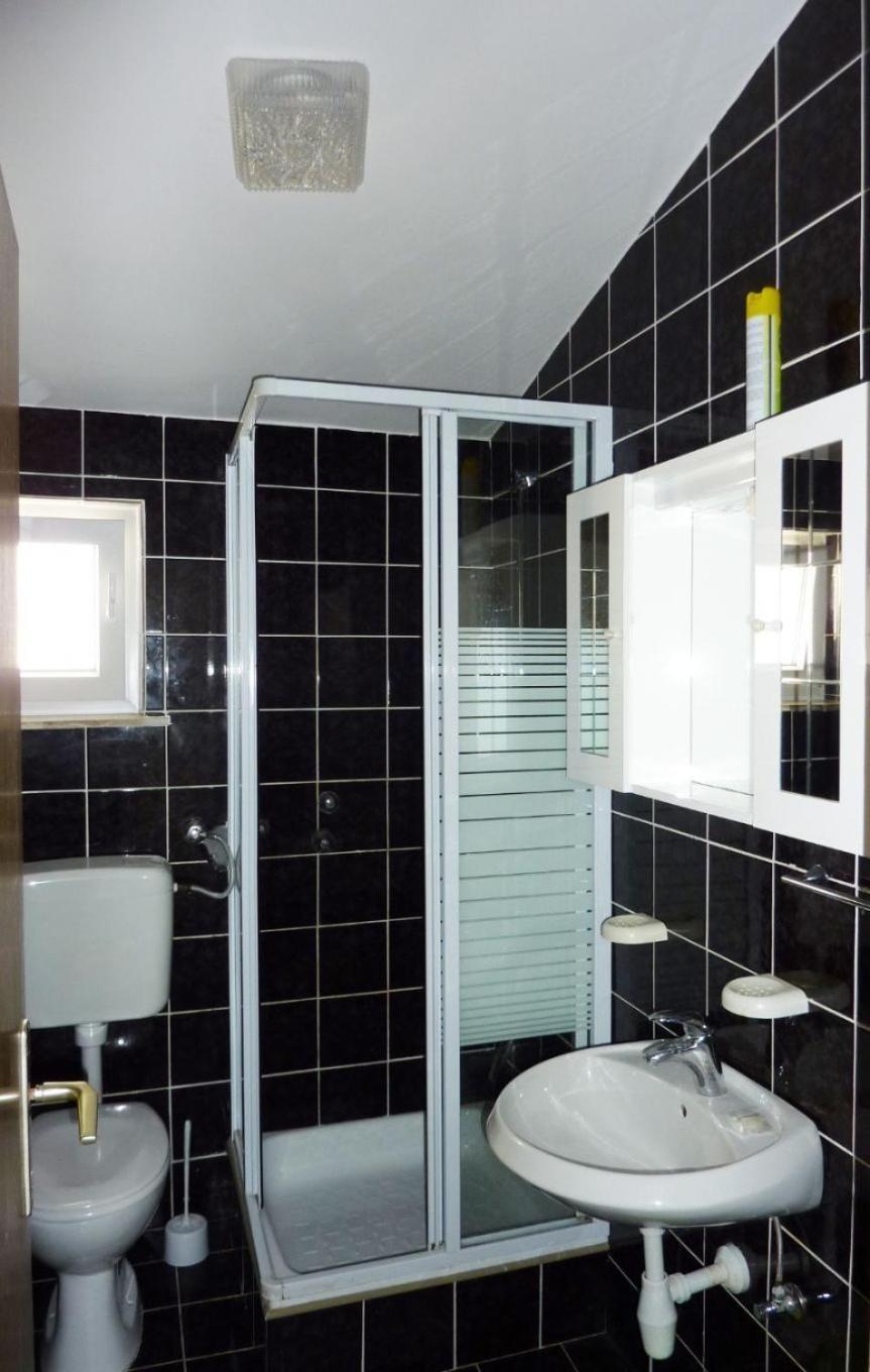 Apartments Bozica Vir Bagian luar foto
